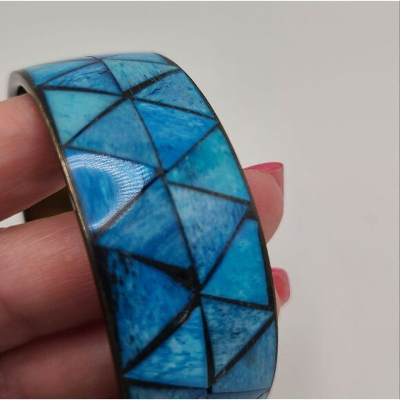 Vintage Brass Inlay Bracelet With Inlaid Blue Dyed Bone In Geometric Pattern - Picture 3 of 6